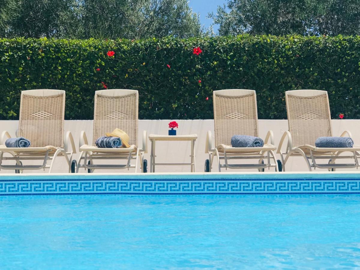 Villa Elia Bed And Breakfast Kiti Bagian luar foto